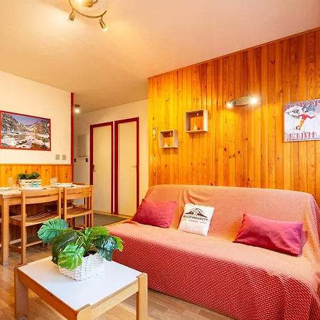 Confort A St Lary: T2, 4 Pers, Jacuzzi, Sauna, Gym, Parking - Fr-1-296-512