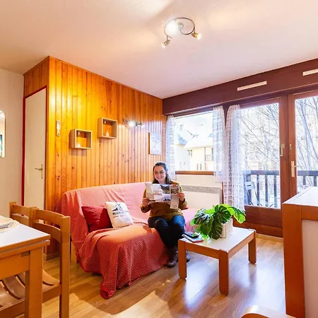 Apartamento Confort A St Lary: T2, 4 Pers, Jacuzzi, Sauna, Gym, Parking - Fr-1-296-512 Vignec
